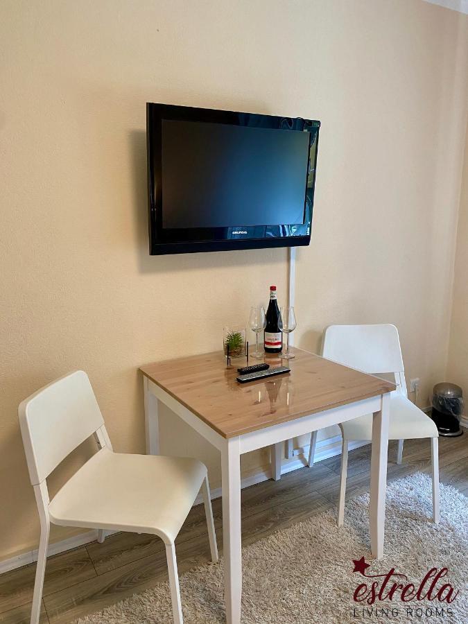 Estrella24 Living Rooms 87 Paris Herne Exterior foto